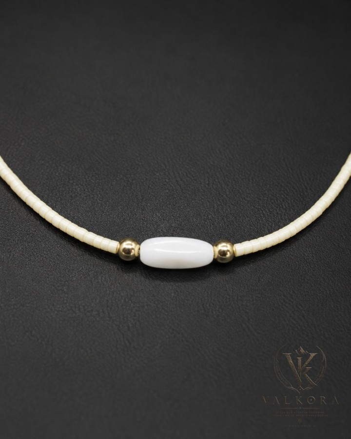 Collar Luz de Freyja de nácar y enchape en oro | Valkora